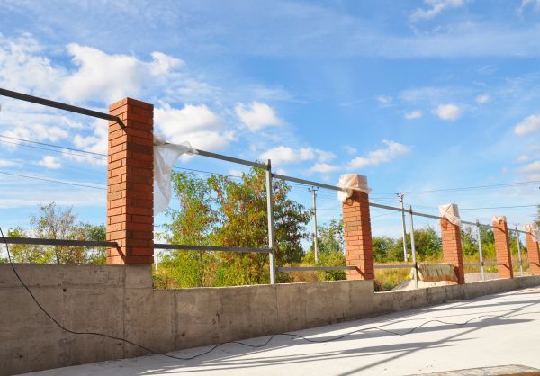 Brick Pillar Installation in Sylvania